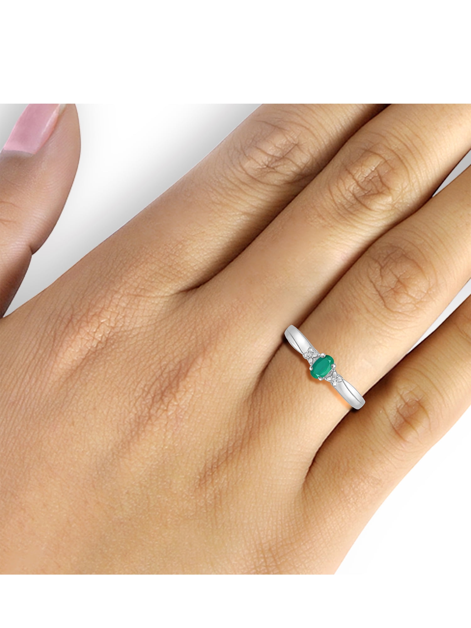 JewelersClub Emerald Ring Birthstone Jewelry – 0.25 Carat Emerald 0.925 Sterling Silver Ring Jewelry with White Diamond Accent – Gemstone Rings with Hypoallergenic 0.925 Sterling Silver Band