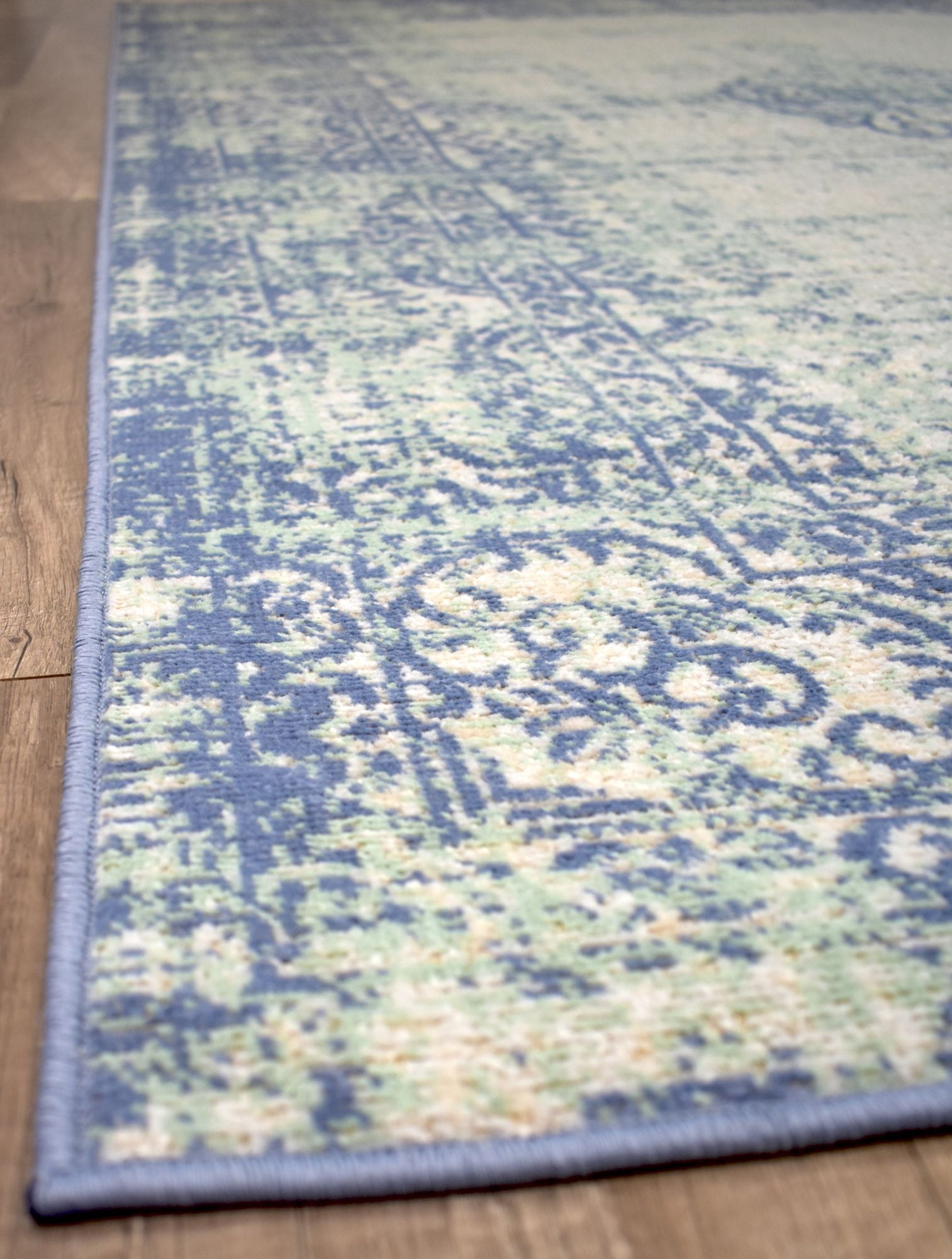 Rugs America Zyra ZL50A Pale Blue Transitional Vintage Area Rug, 5'x7'