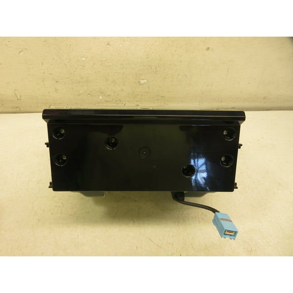 Pre-Owned 18 19 20 21 Honda CRV AM FM Audio Radio Receiver Player OEM LKQ - Verify Specific Vehicle Fitment In Description - (Good)