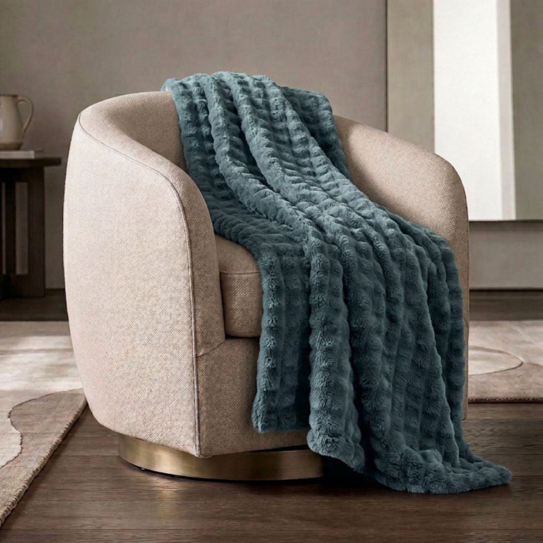 Cozy Haven Luxury Bubble Plush Oversized Couch Throw Blanket, Teal, 50 x 72 in