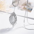 thumbnail image 3 of Encanto de las mujeres colgante de de imitación de gotas de agua de invierno suéter collar decoración Blanco plateado Zulema Cadena larga del suéter, 3 of 8