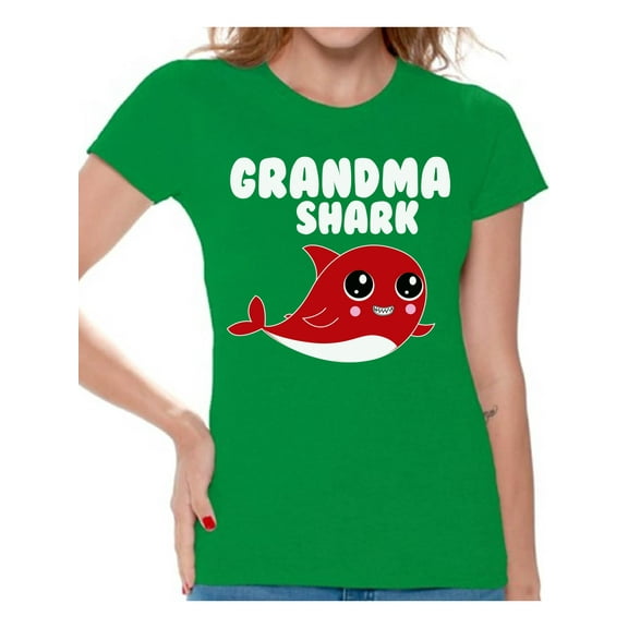 Awkward Styles Grandma Shark T-shirt Shark Family Shirt for Women Family Vacation Shirts Shark Gifts for Her Matching Shark Tshirts for Family Shark Themed Party Outfit Shark Gifts for Grandmom