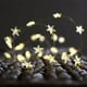 thumbnail image 3 of Guirnalda de luces de estrellas con 40 micro LED de color blanco cálido sobre cable plateado que funciona con pilas, 3 of 4