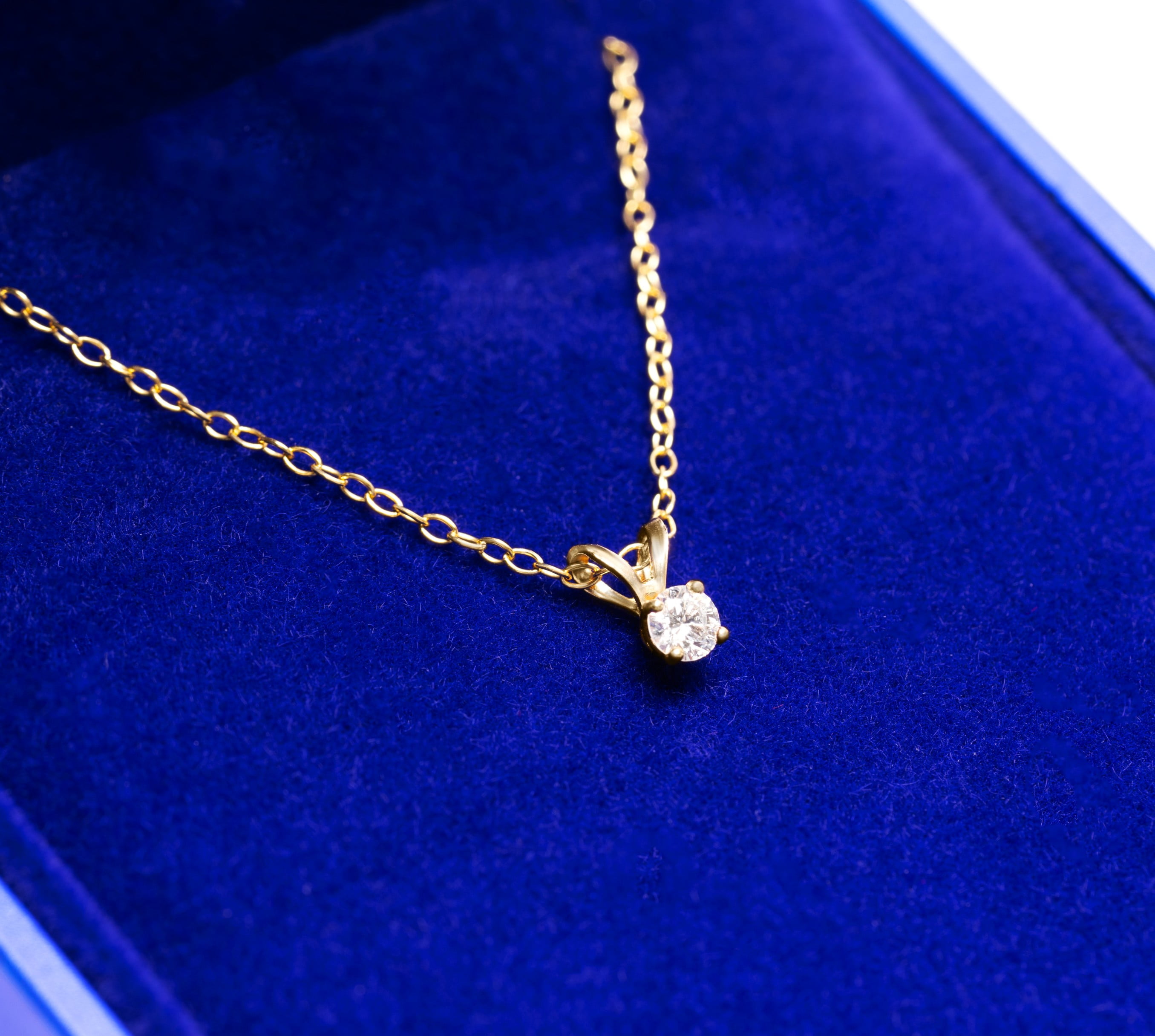 SuperJeweler 14 Karat Yellow Gold 1/6 Carat Diamond Solitaire Necklace for Women, 18 Inches, Diamond Necklace for Women