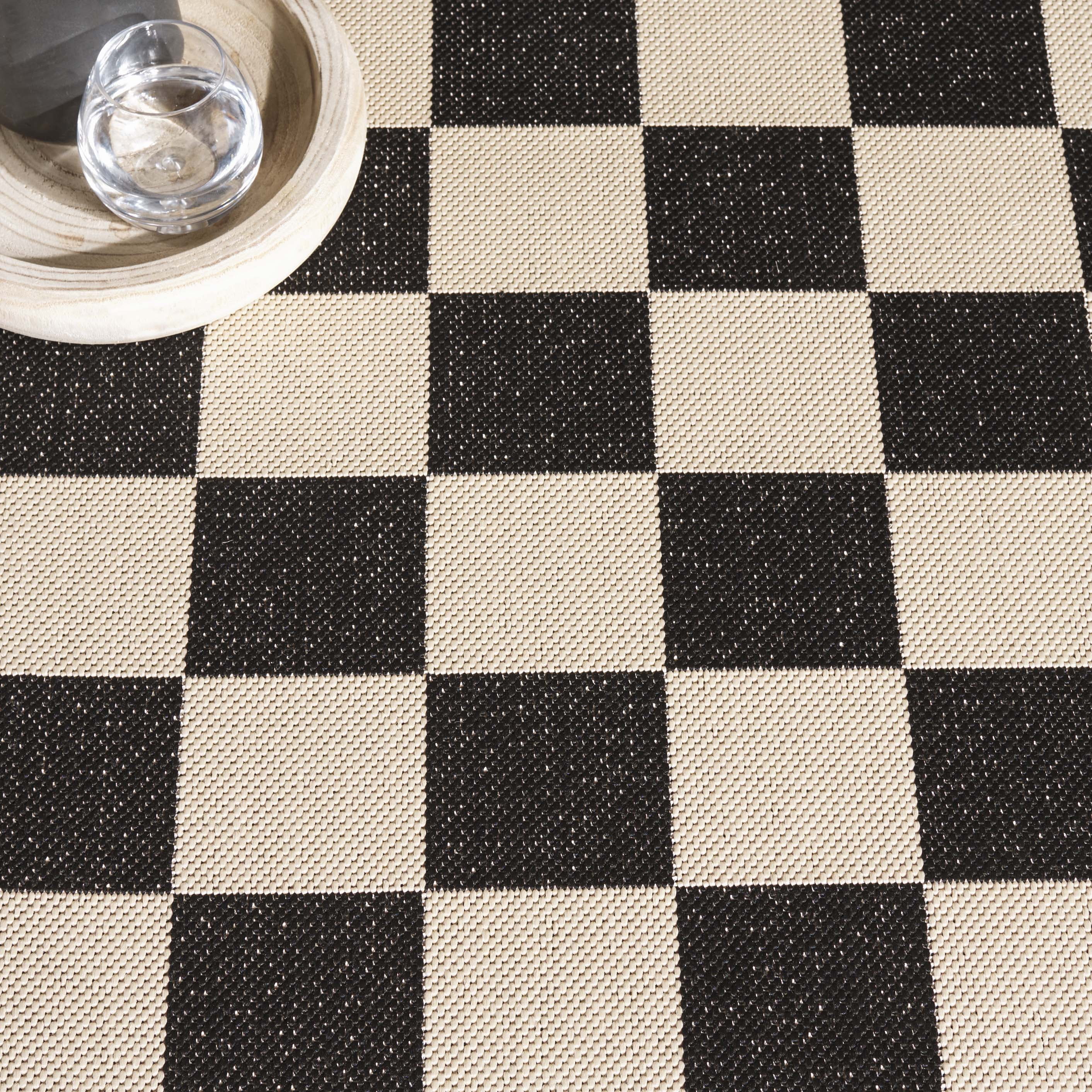 SAFAVIEH Courtyard Talbot Checkered Indoor/Outdoor Area Rug, Black/Beige, 2'7" x 5'
