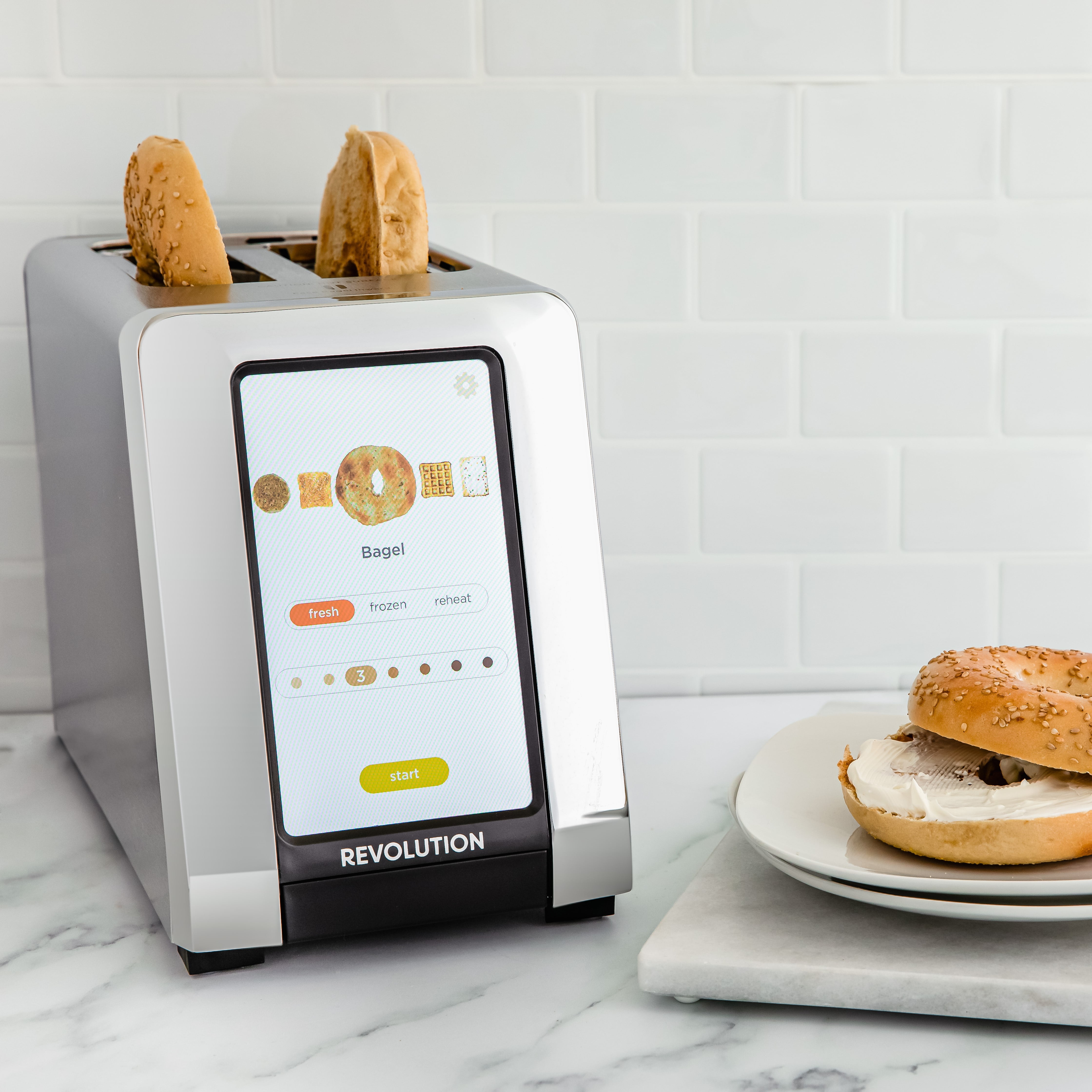 Revolution InstaGLO R180S (Original) Touchscreen Toaster. New 810034150011
