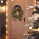 thumbnail image 3 of Guirnalda de Navidad artificial adornos colgantes accesorio flores guirnalda con A Yuyangstore Guirnalda de vacaciones, 3 of 7