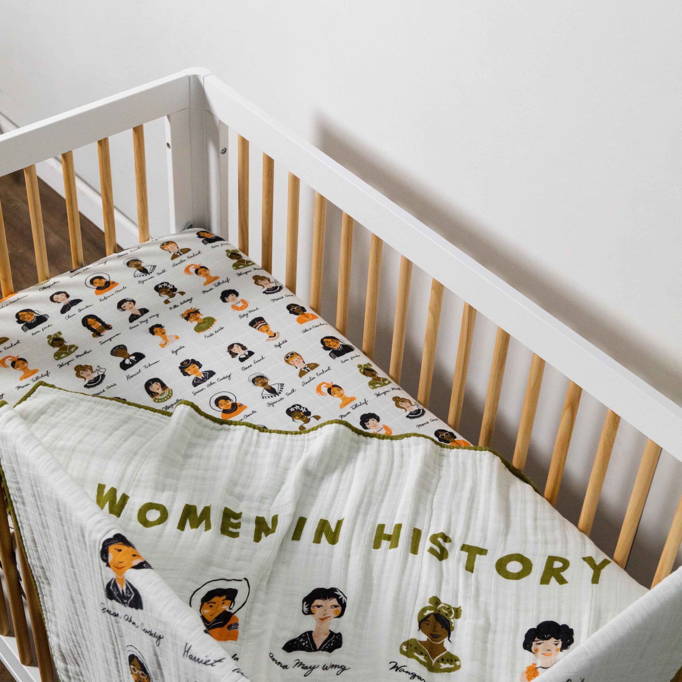 Babyletto Crib Sheet in GOTS Certified Organic Muslin Cotton