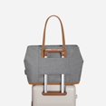 thumbnail image 4 of Bolso tote Nordace Siena Pro Plus para portátil de 15" en gris, 4 of 8
