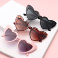 thumbnail image 3 of Lunettes de Soleil en Forme de Cœur pour Femmes Mode Lunettes de Soleil Cœur Protection UV400 Rouge, 3 of 6