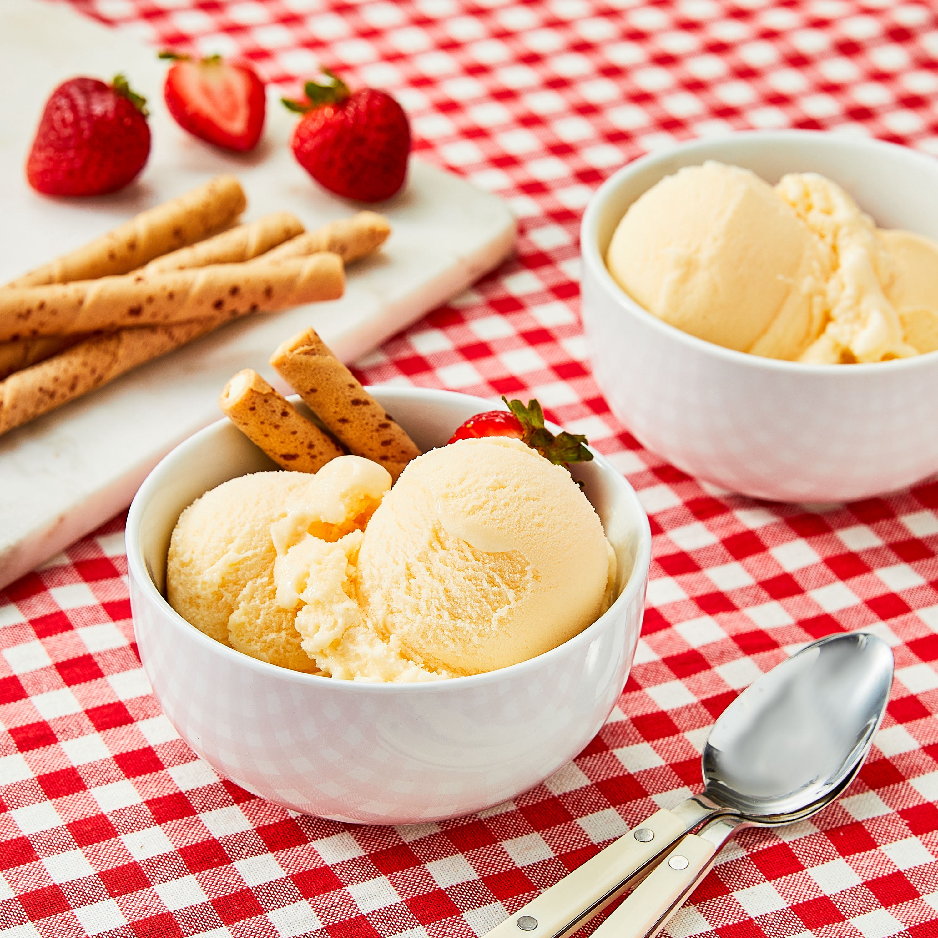 Great Value Vanilla Low Fat Frozen Yogurt, 48 fl oz