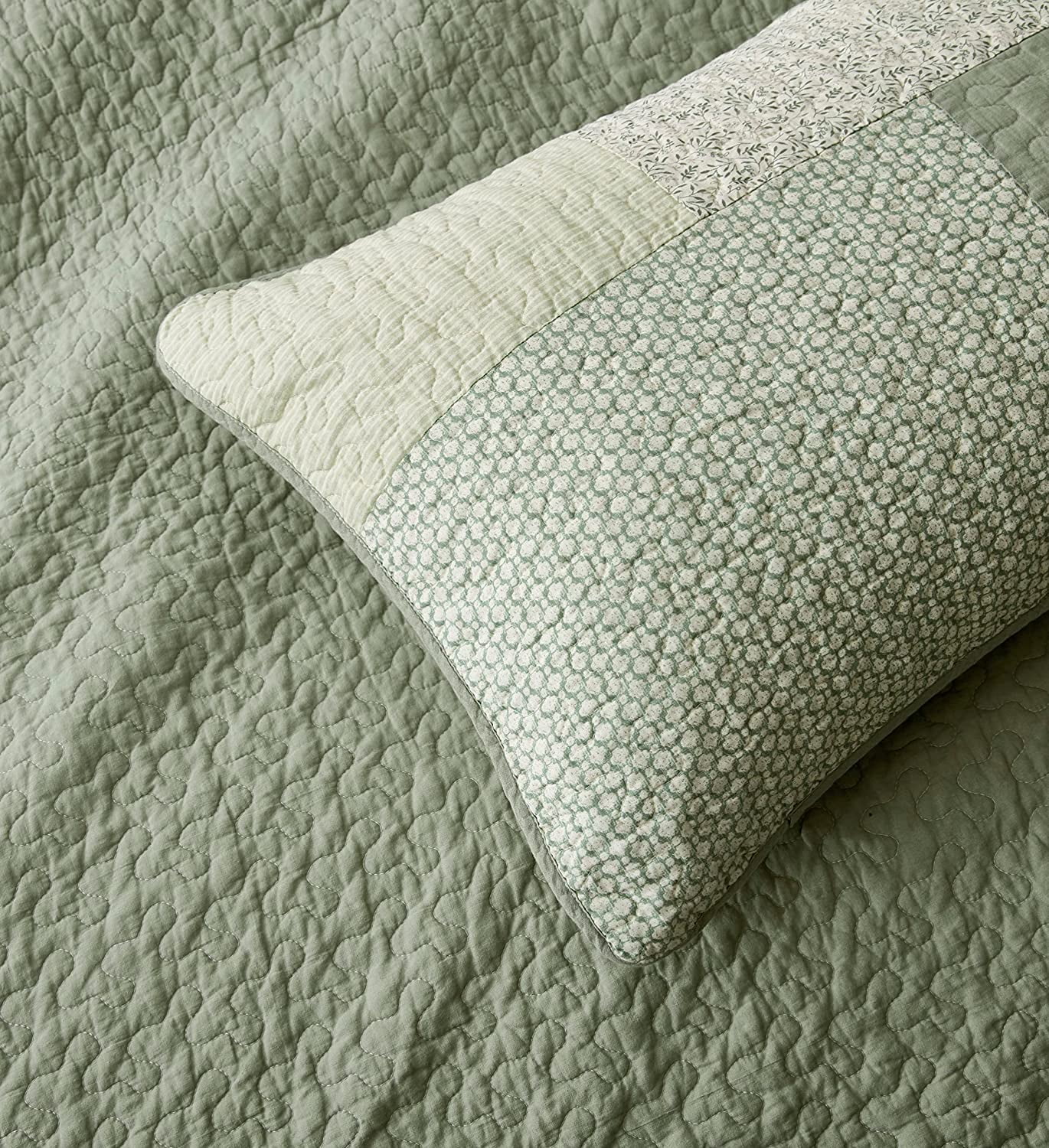 Chezmoi Collection 3-Piece Chic Green Floral Stripe Patchwork Cotton Quilt Reversible Lightweight Bedspread Set, Super King Size