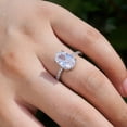 thumbnail image 2 of Anillo de compromiso con circonita cúbica de corte brillante de 4 quilates, declaración de propósito, aniversario, alto pulido que lo hace delicado y brillante., 2 of 5