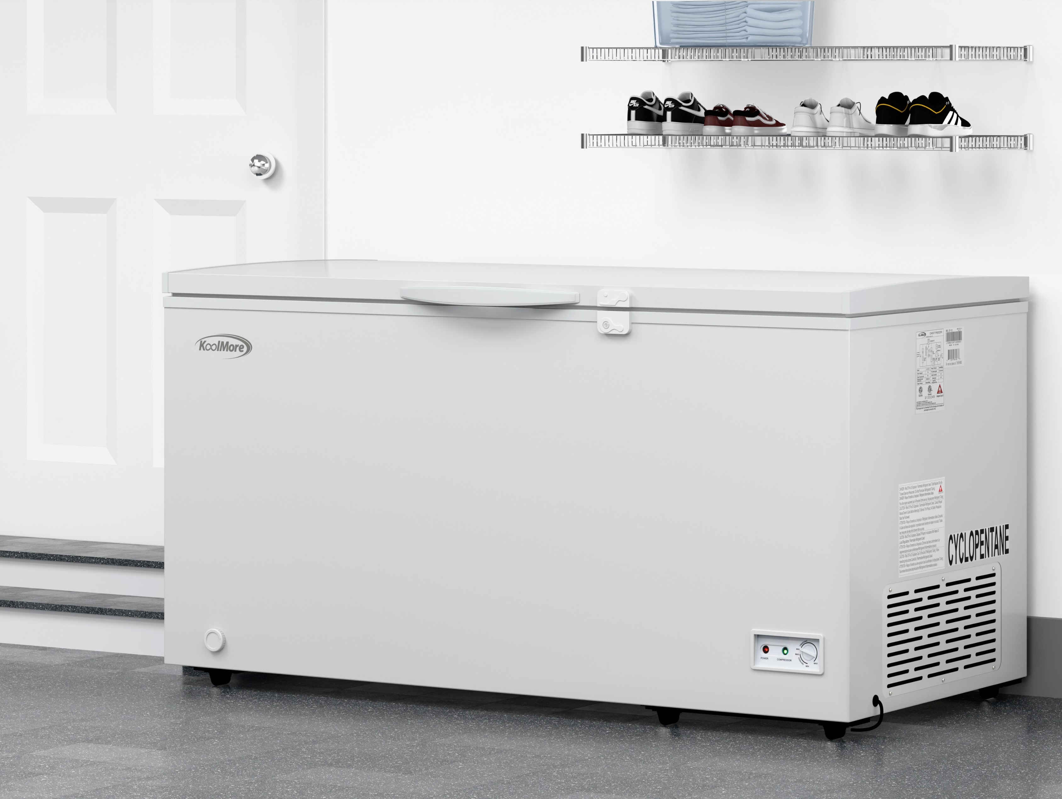 60 in. Commercial Chest Freezer 15.9 cu ft. SCF-16C.