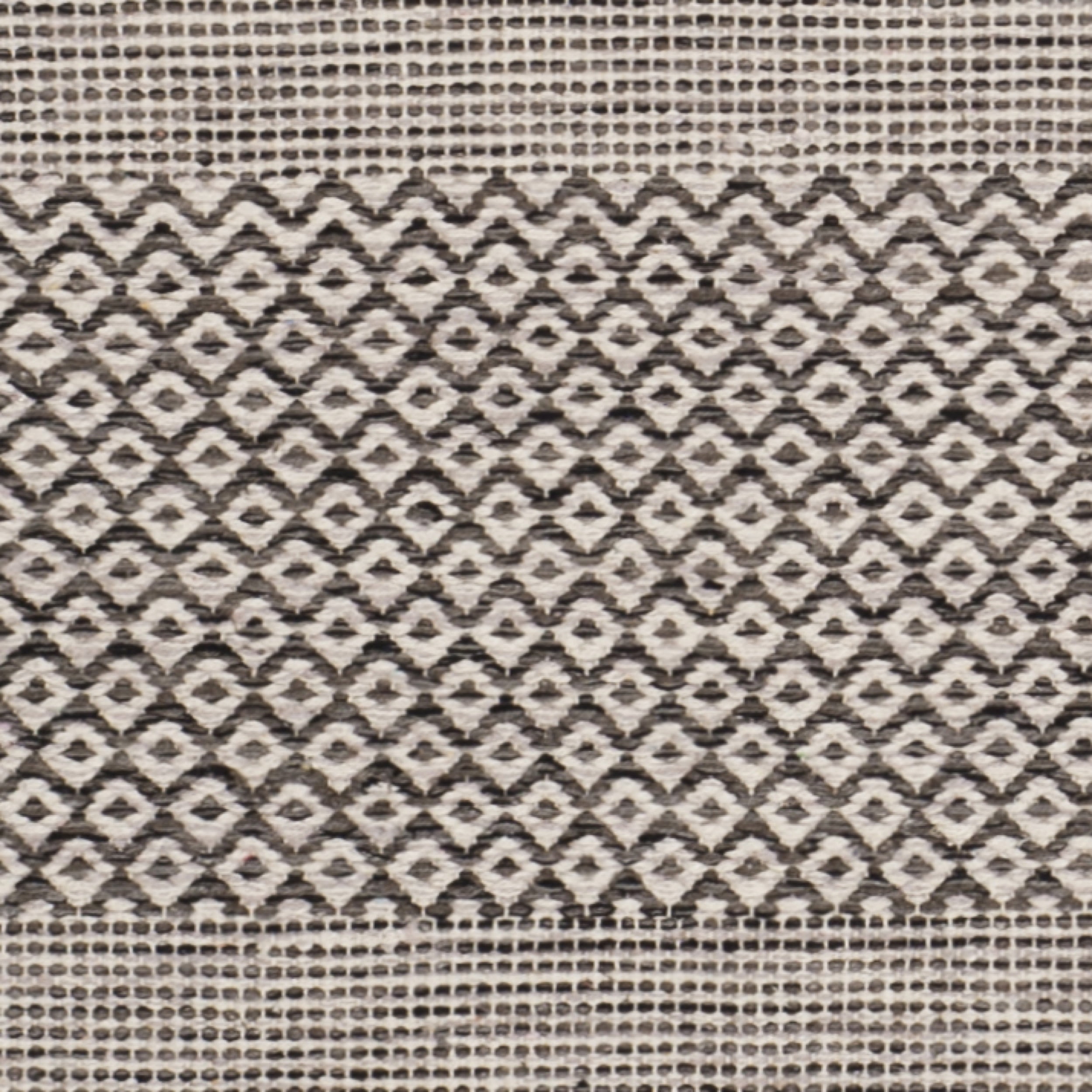 SAFAVIEH Montauk Karlene Geometric Striped Cotton Area Rug, Ivory/Anthracite, 4' x 4' Square