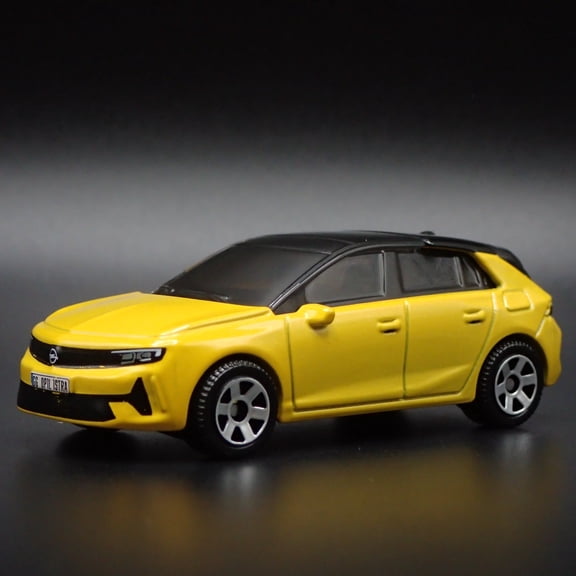 Open Box 2021-2025 OPEL ASTRA 4 DOOR 1:64 SCALE COLLECTIBLE DIORAMA DIECAST MODEL CAR