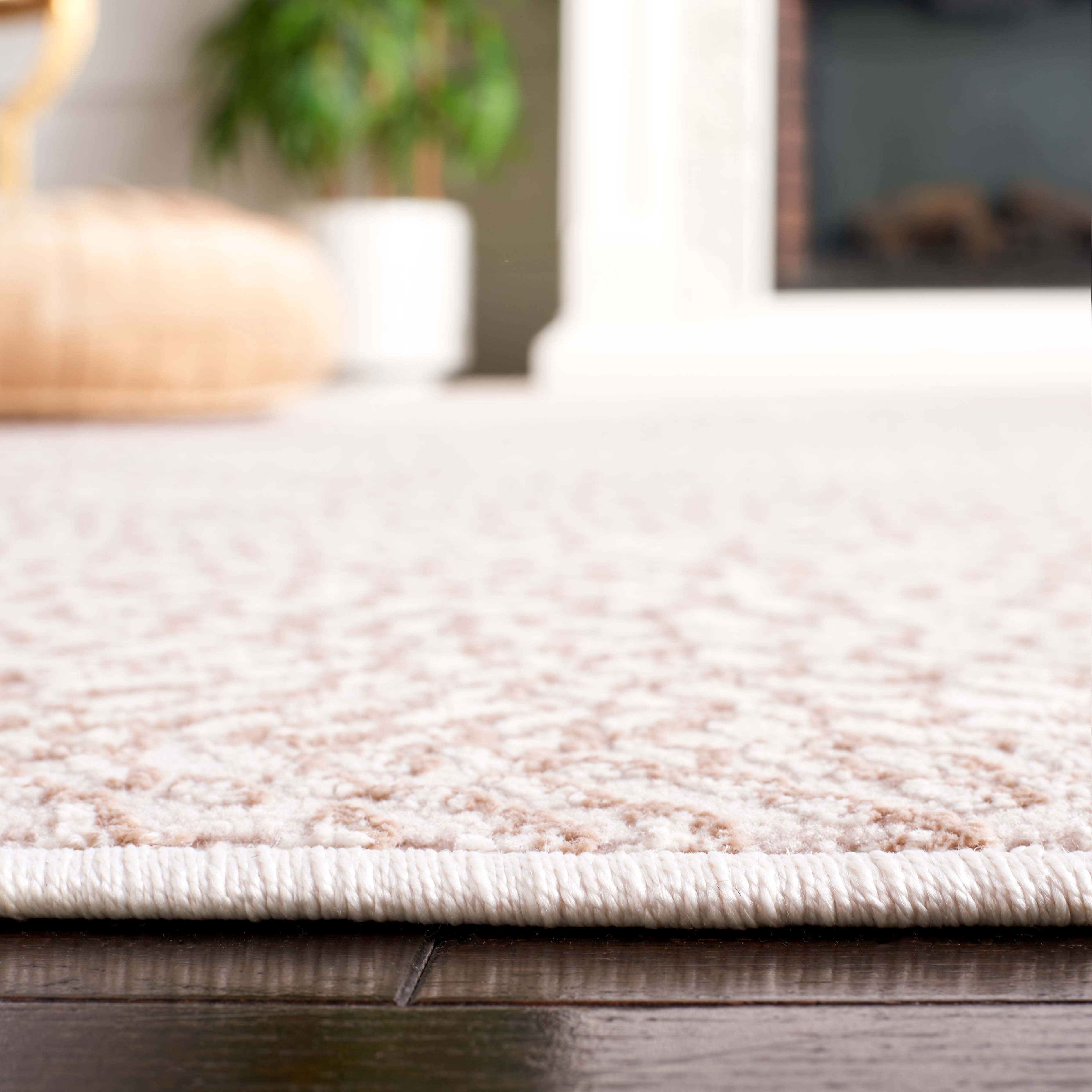 SAFAVIEH Continental Claes Distressed Area Rug, Ivory/Beige, 8' x 10'