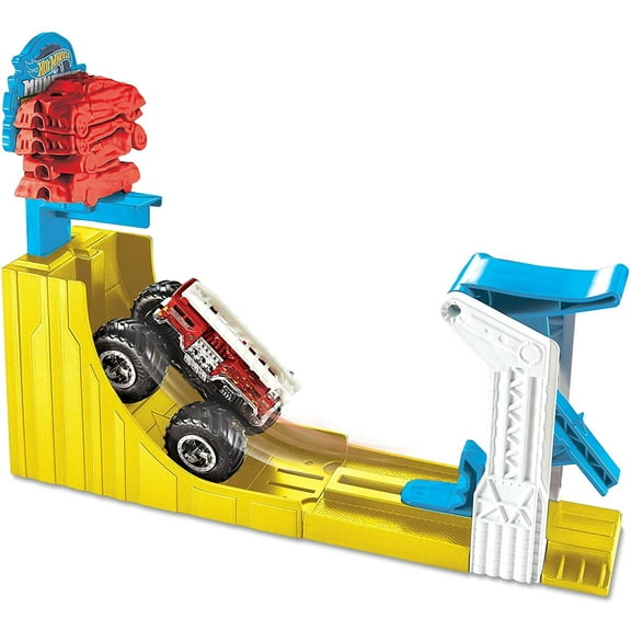 Hot Wheels Monster Trucks Big Air Breakout Play Set, 5 pcs