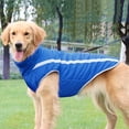 thumbnail image 1 of Abrigo para perros Chaqueta suave y cálida para mascotas Ropa impermeable para perros con tiras reflectantes y cremallera Chaleco de invierno para cachorros con orificio para el arnés Muyoka Hogar, 1 of 6