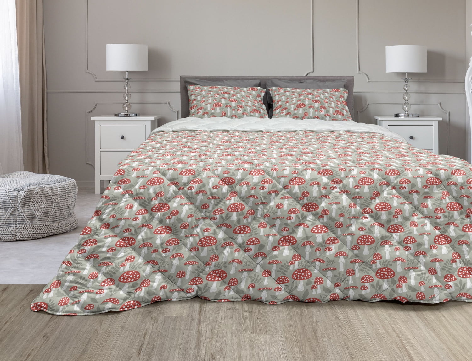 Cartoon Comforter & Sham Bedding Set, Poisonous Amanita Mushroom Pattern with Foliage and Berry