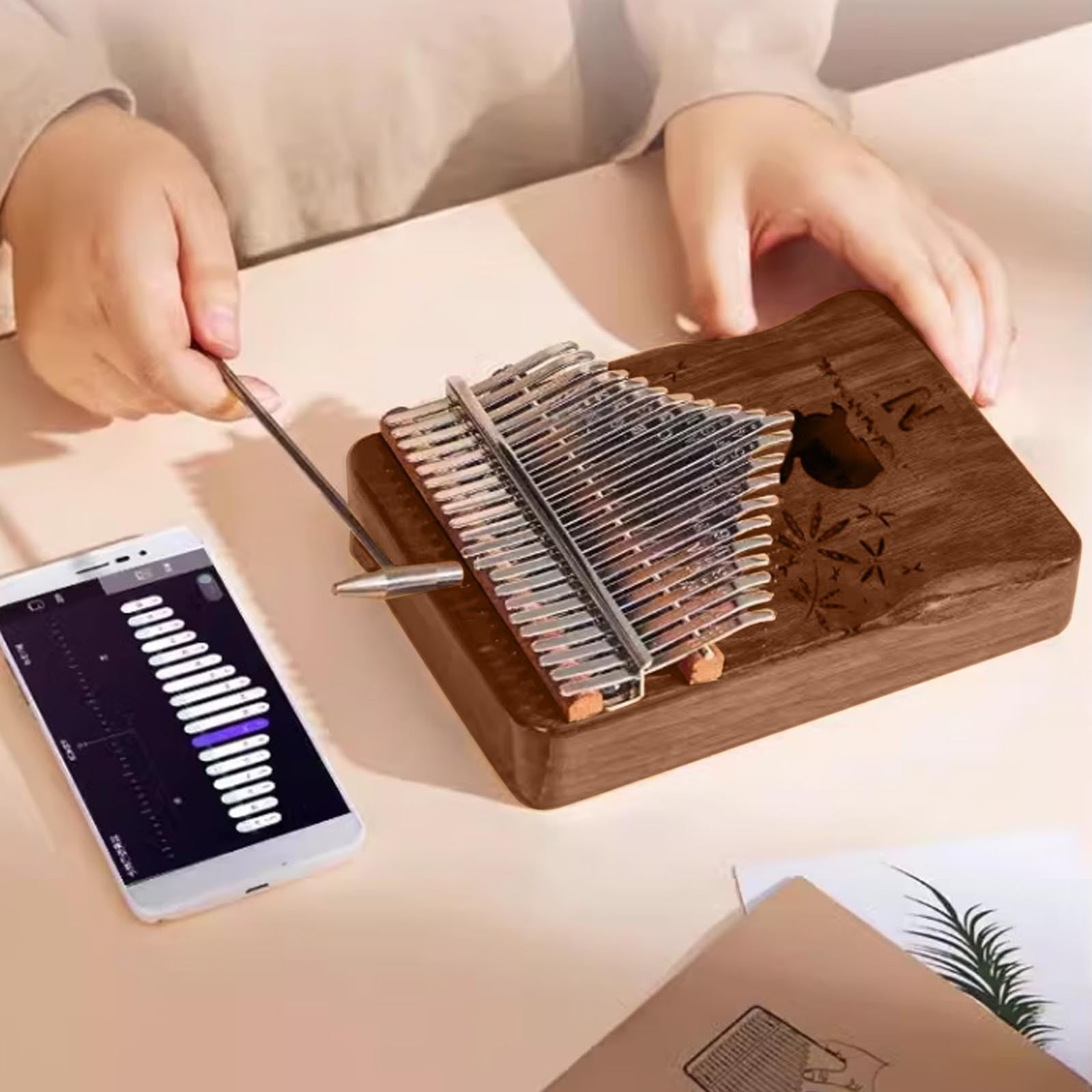 Nilvkv Musical Instruments Wooden 17 Tone Finger Piano Beginner's Guide to Solid Wood Thumb Piano, Toys and Hobbies