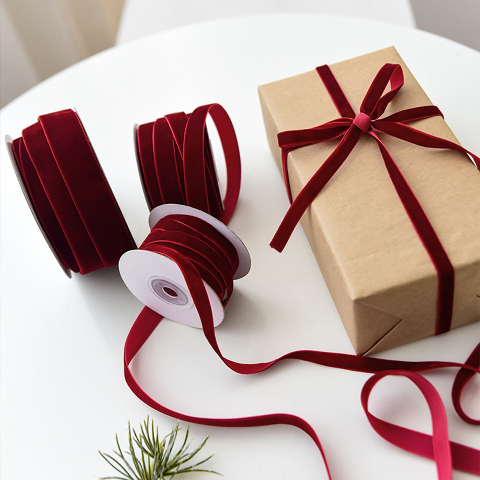 YWIYIUD 6Roll Dark RedVelvet Ribbon Vintage Ribbons Soft SingleFace VelvetFabric Ribbon for Gift Wrapping,Bows,FlowerBouquet Arrangements,Birthday Wedding Holiday Party Decorations