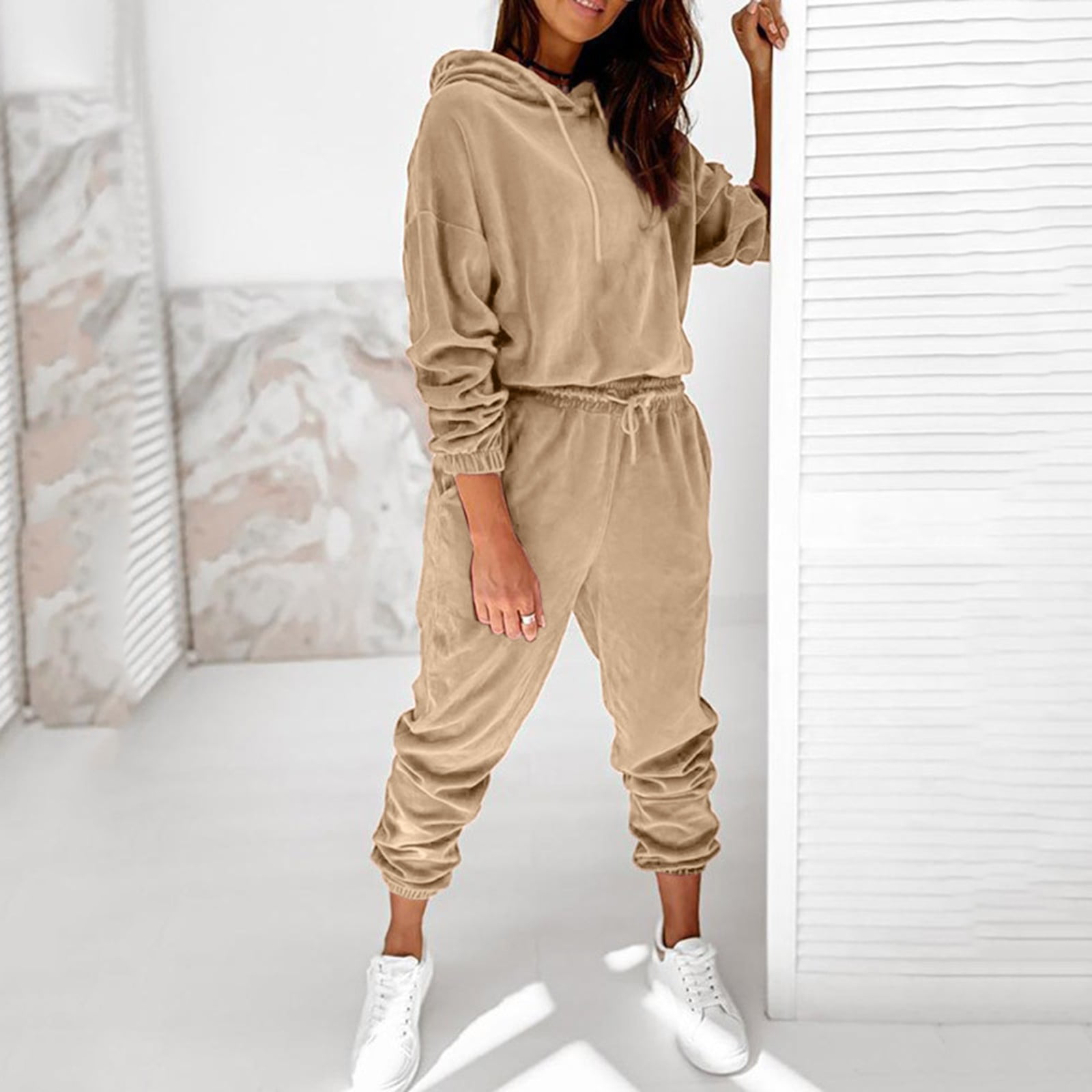 Durtebeua 90s Outfit For Women Casual Sports Hoodies Sweatsuit Sweatpants  Jogger Winter Outfits for Ladies 