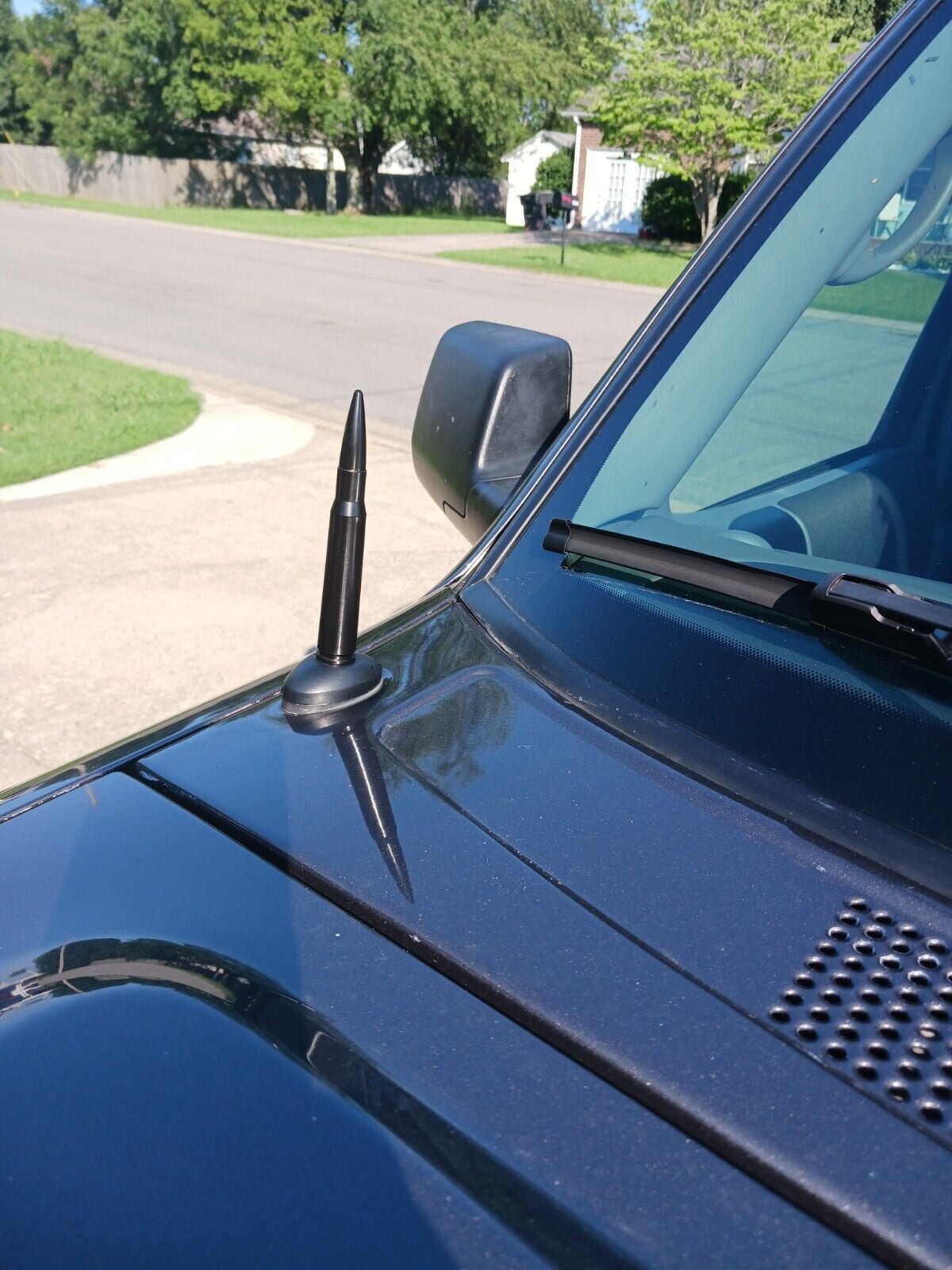 7" Short Rubber Spiral Antenna Mast For Ford Ranger 1983-2011 – AM/FM, Black