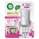 thumbnail image 1 of Difusor eléctrico Air Wick y repuesto magnolia y cherry blossom 21 ml, 1 of 4