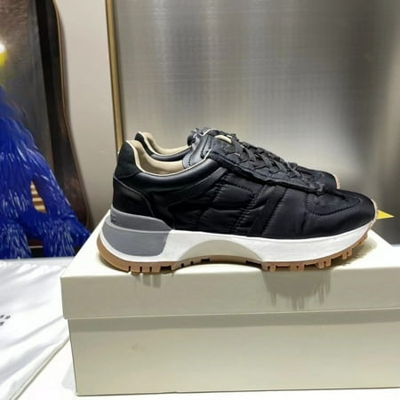 

Maison Margiela Sports shoes MM6 Casual thick-soled running shoes For Men and Women