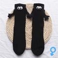 thumbnail image 2 of 4 pares de calcetines de pareja tomados de la mano, divertidos calcetines de muñeca 3D con succión magnética, regalos de cumpleaños y Navidad para San Valentín, él y ella, 2 of 5