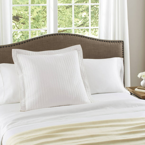 Gardens Cotton Arctic White Euro Sham, How Many Euro Shams On A King Bed