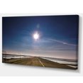 thumbnail image 2 of Soleil dans le Ciel Bleu sur Dyke Allemagne, 2 of 3