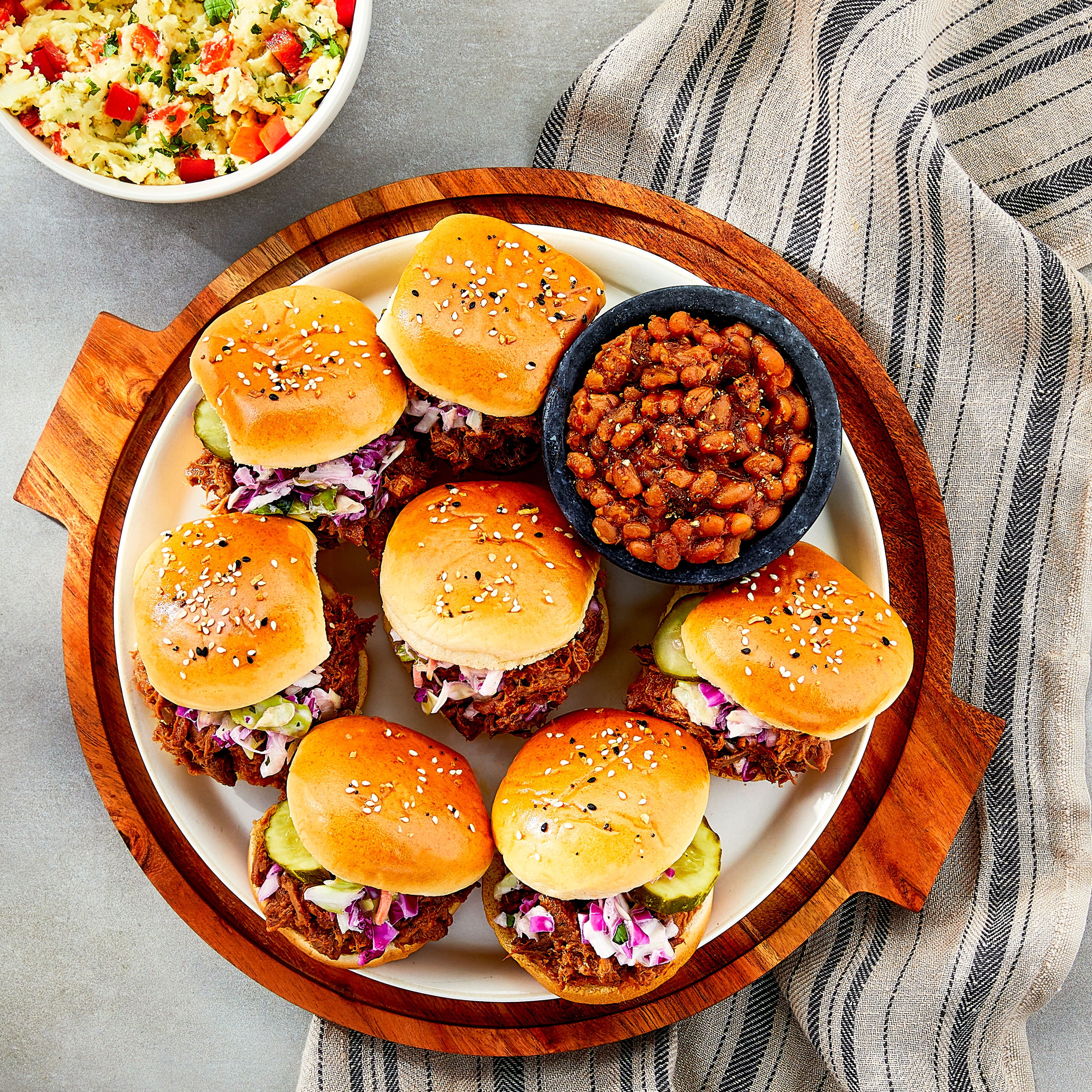 Marketside Ready to Heat Smoked & Seasoned Pulled Pork in BBQ Sauce Packaged Meal, 16 oz