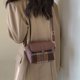 thumbnail image 2 of Bolso retro para mujer, invierno 2025, nuevo diseño de nicho, moderno bolso de hombro, sencillo bolso de mensajero de moda para mujer, 2 of 5