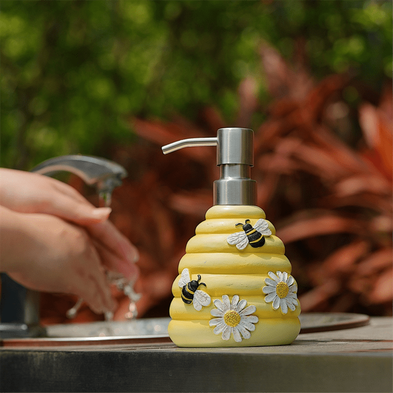 Bee Soap Dispenser Decorative Hand Pump Refillable Soap Dispenser Liquid Container for Shampoo Lotion Dispenser Novelty