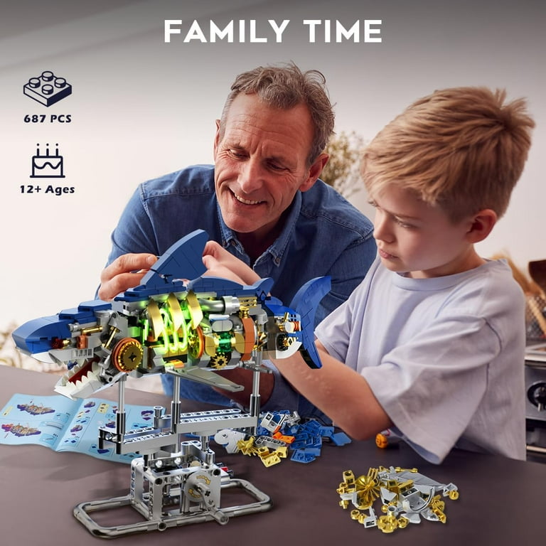 Mountainish Technic Shark with Swivel Body & Light Building Kit
