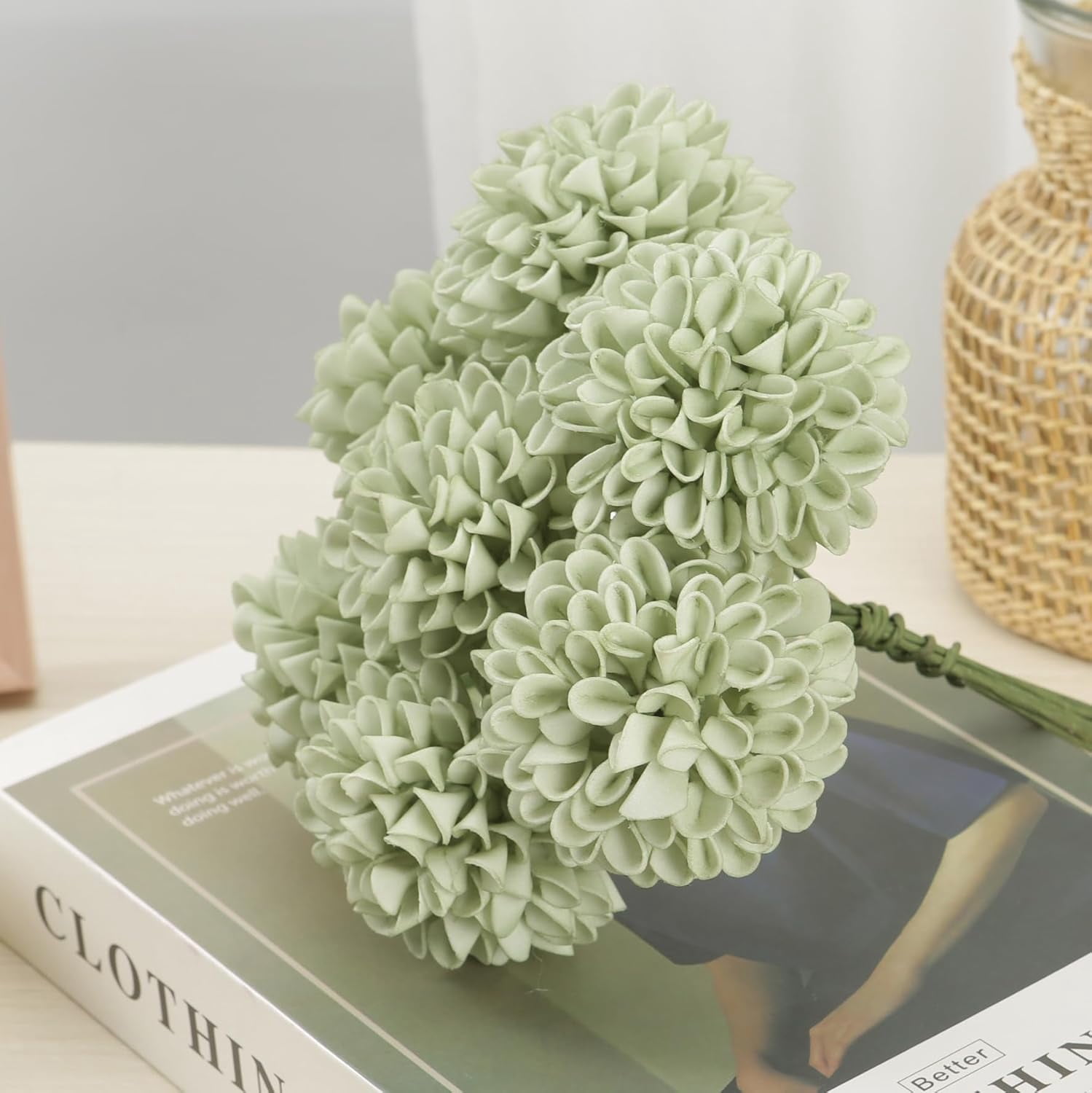 25Pcs Sage Green Artificial Roses and Dahlias with Stems, Fake Flowers for DIY Wedding Bouquets, Centerpieces, Bridal Shower and Home Decorations