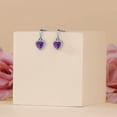 thumbnail image 3 of JeenMata Pendientes con Forma de Corazón para Siempre de 1,25 Quilates (Amatista, Piedra Natal de Febrero) Bañados en Oro Blanco de 18 K sobre Plata, 3 of 7