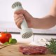 thumbnail image 3 of Aguja ablandadora de carne con protector de seguridad retráctil para carne de res, pavo, pollo, filete, agujas afiladas de acero inoxidable, herramienta ablandadora de carne, 3 of 8