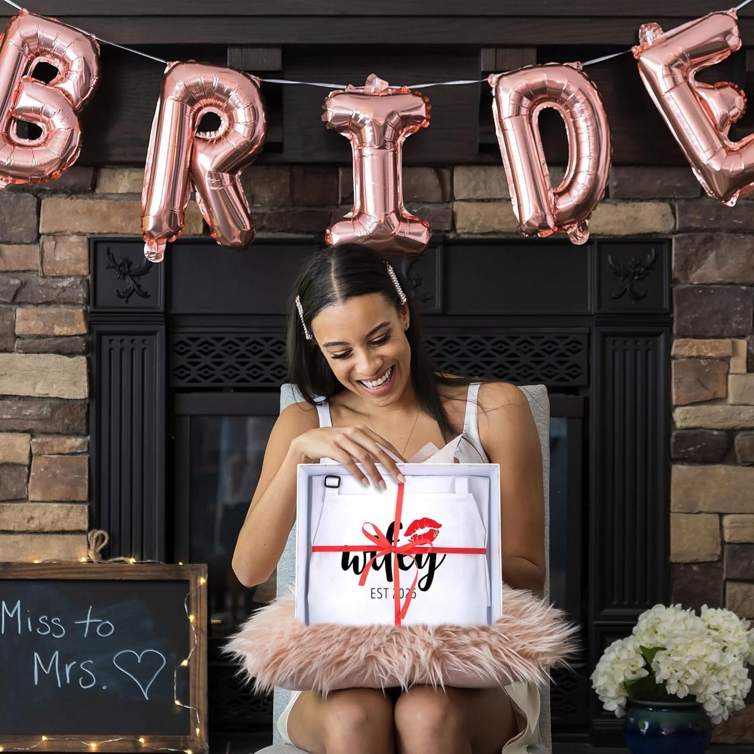 Prazoli Products Mr Mrs Apron Set - Engagement Gifts, Wedding & Bridal Shower Gifts for Couple (Hubby & Wifey Est: 2025, Standard)