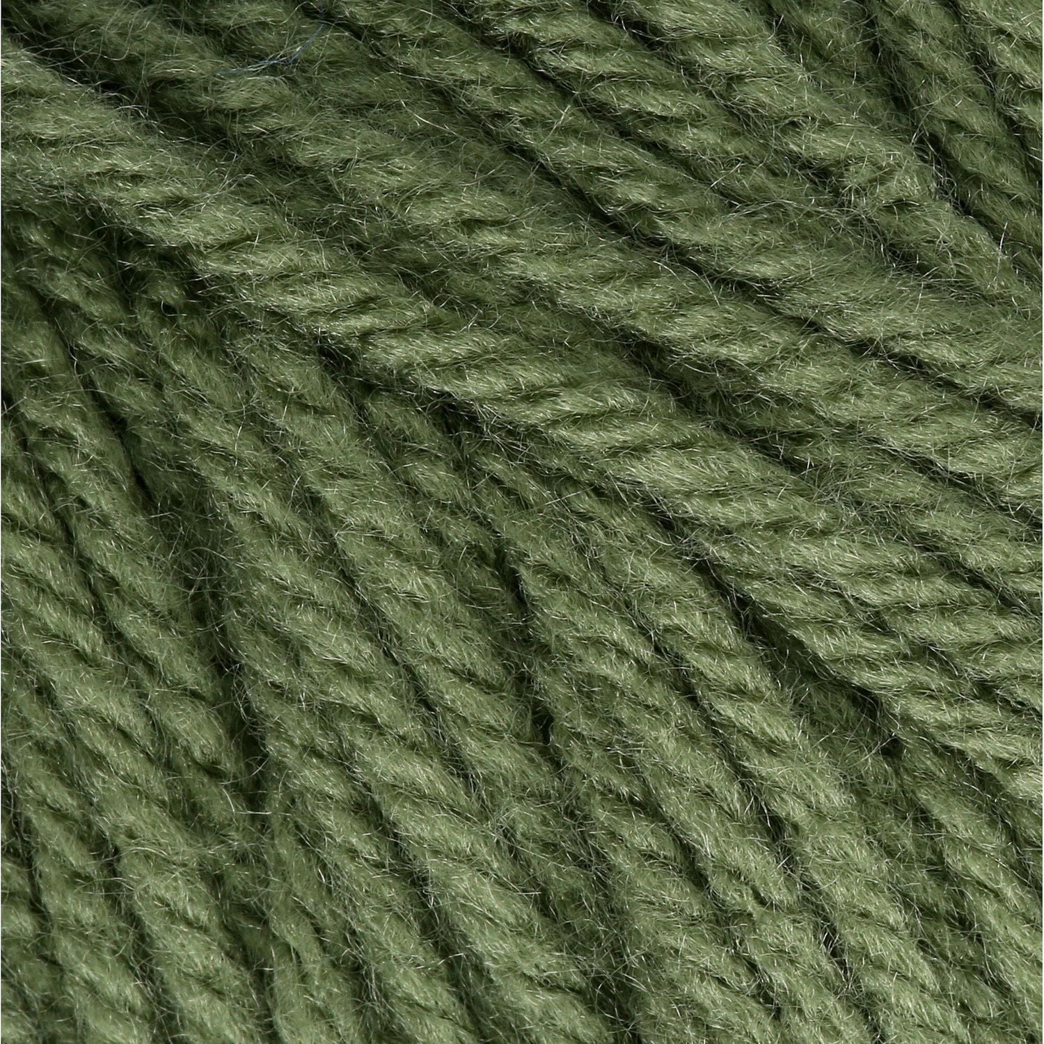 Bernat® Super Value™ Yarn, Acrylic #4 Medium, 7oz/197g, 426 Yards