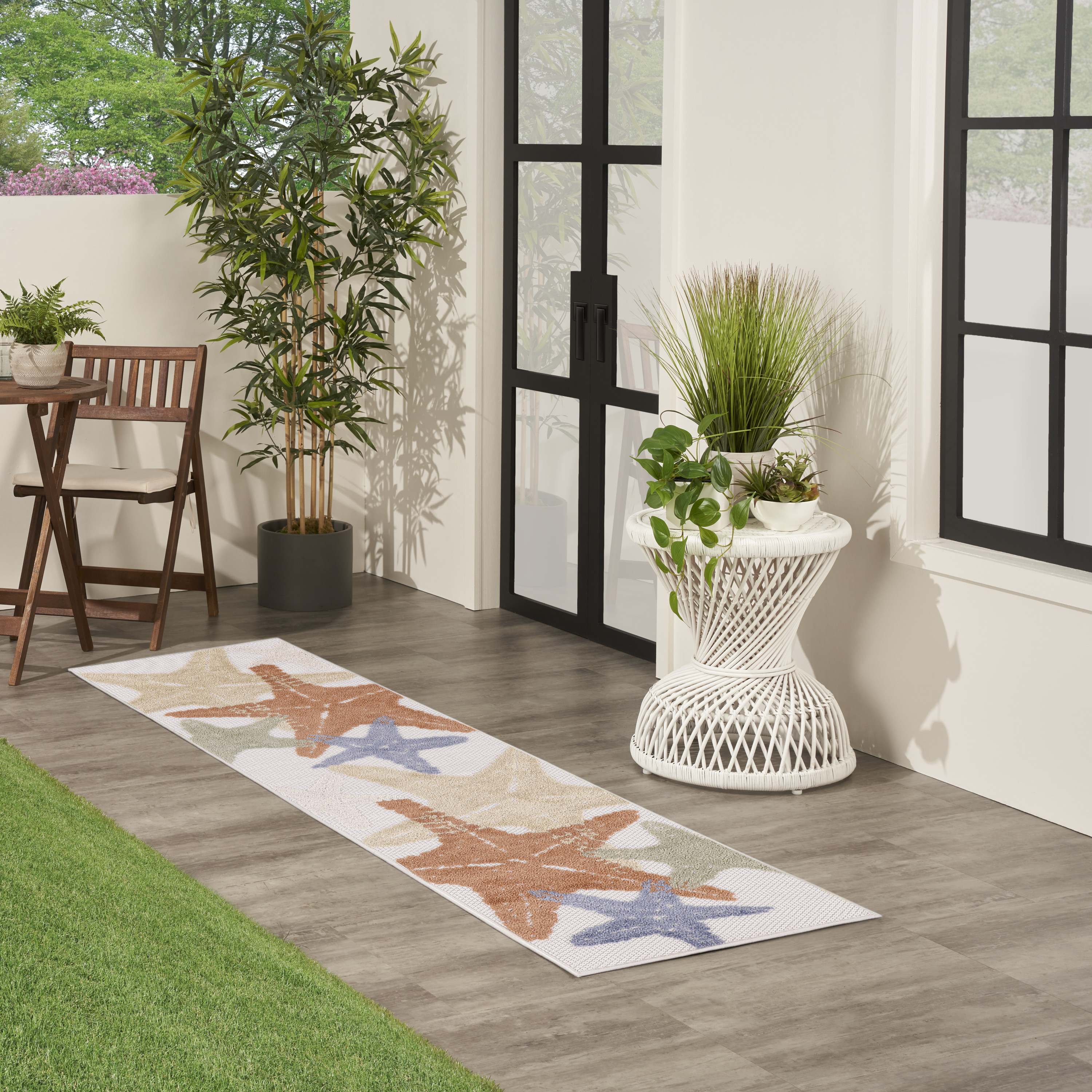 Nourison Aloha Outdoor Ivory Multicolor 2'3" x 8' Area Rug (2x8)