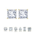 thumbnail image 1 of Pendientes JeenMata de solitario de 4 puntas con moissanita de corte princesa de 0,5 quilates y baño de oro amarillo, 1 of 9