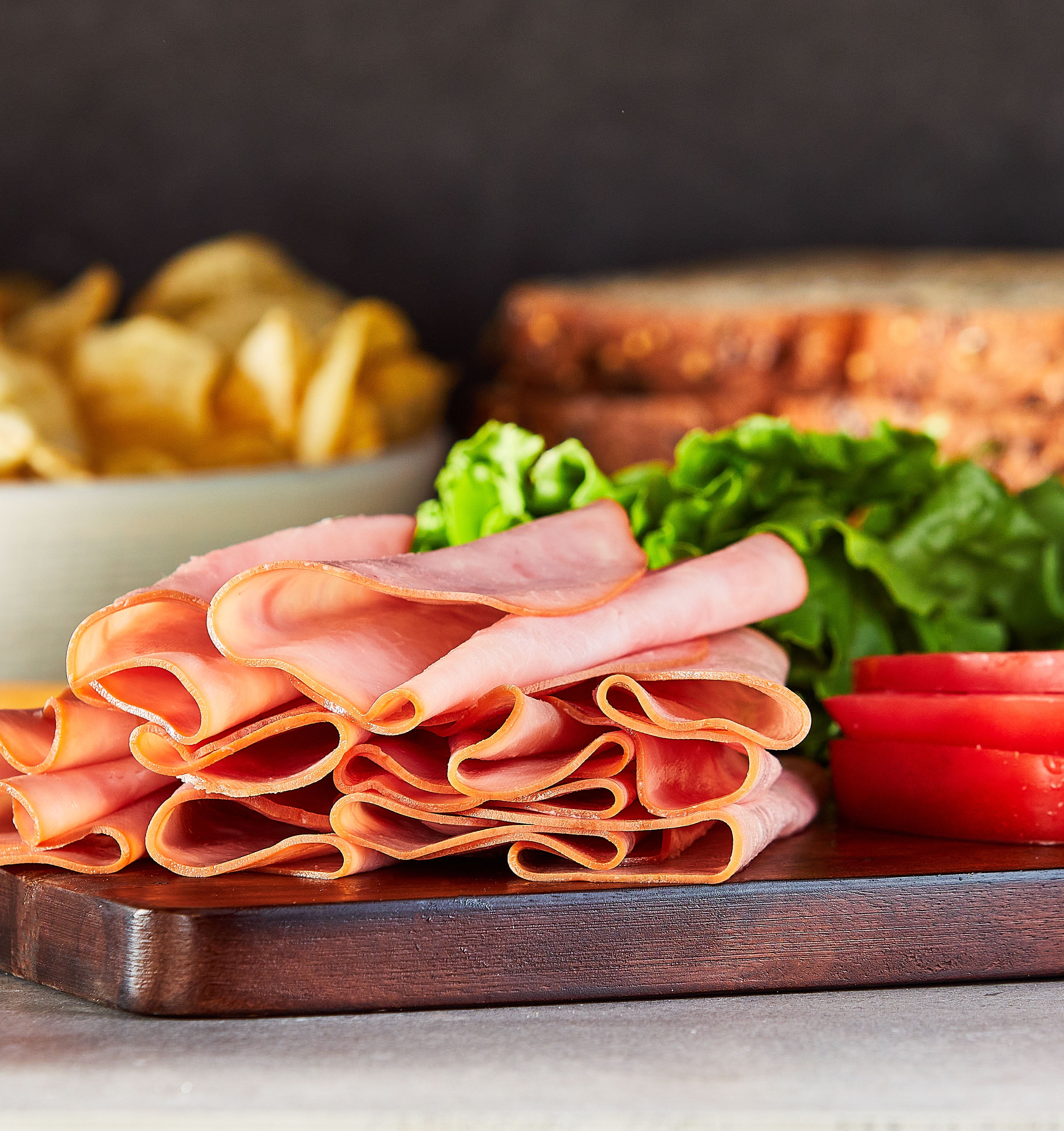 Great Value Thin Sliced Honey Ham Lunchmeat, Family Pack, 16 oz Plastic Tub, 10 g of Protein per 2 oz Serving
