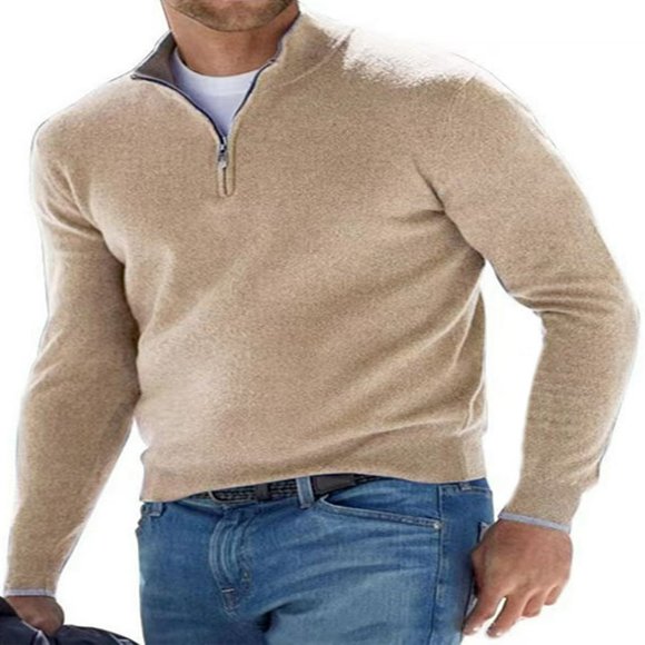 Men‘s Stand Collar Zipped Knit Sweater in Solid Color