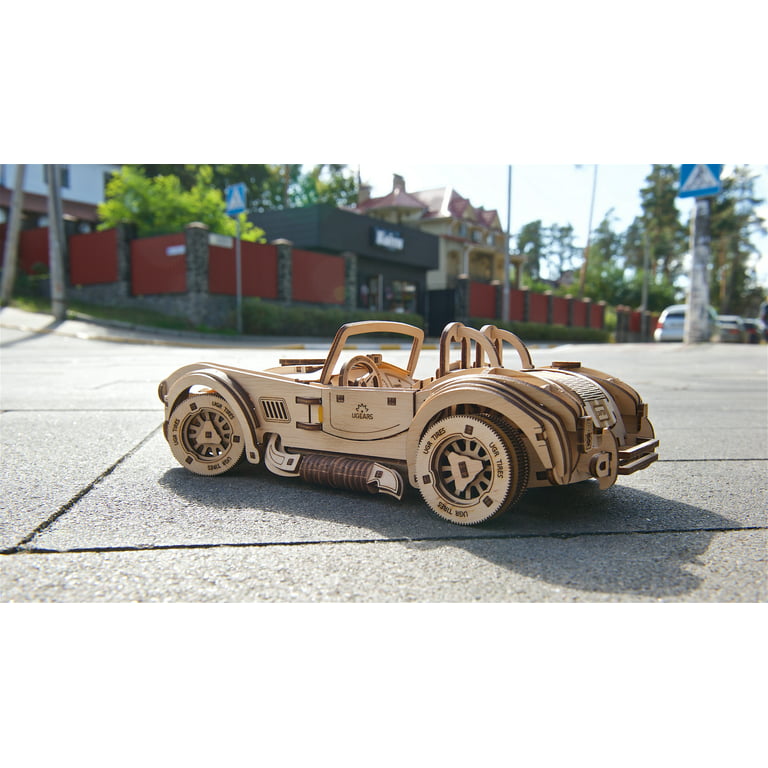 WOOD MODEL KIT - VINTAGE CAR