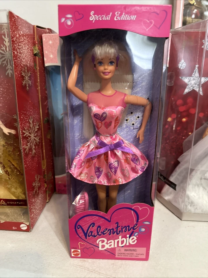 Fashion Avenue Kay-Bee Barbie Doll Redhead Special Edition 1998