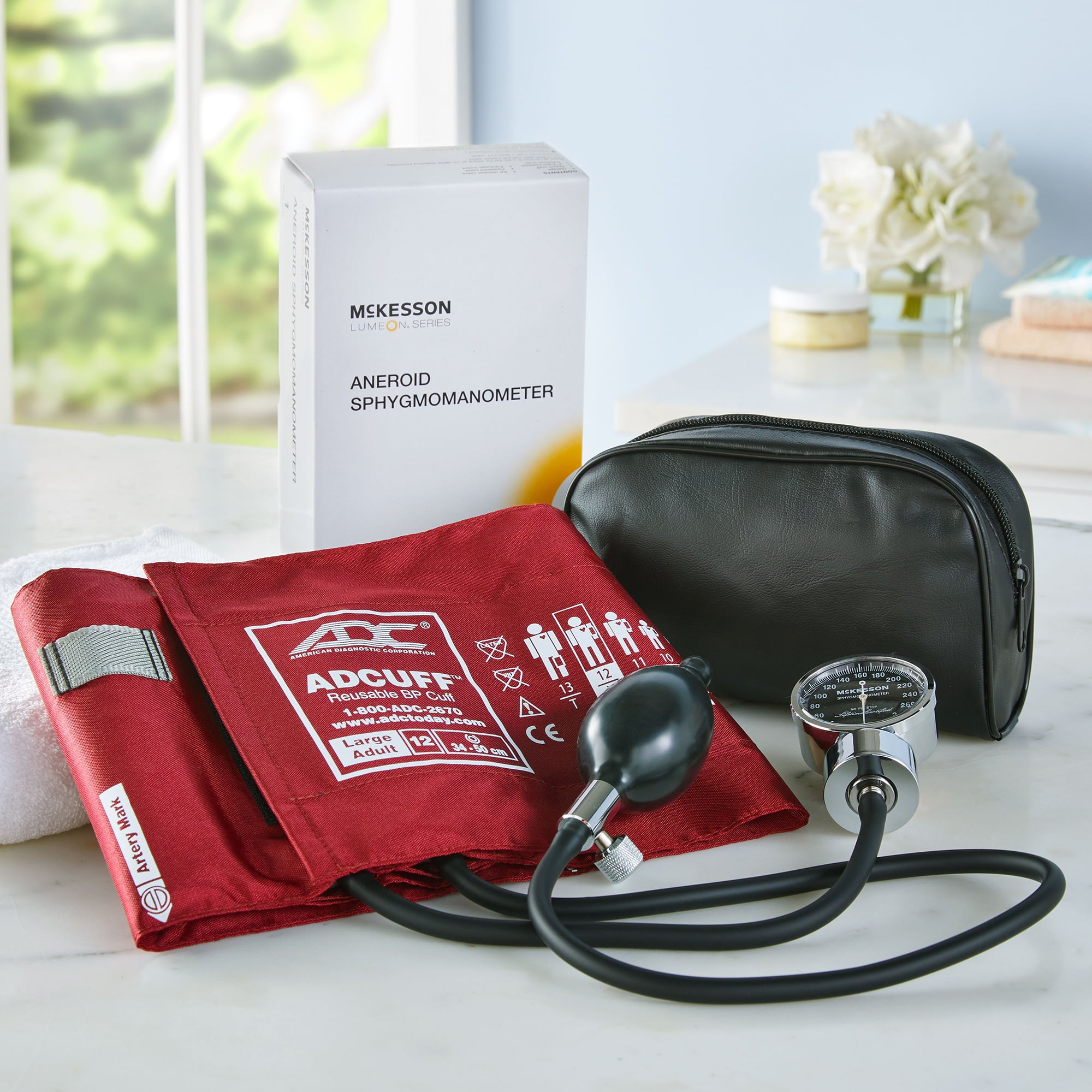 McKesson LUMEON Aneroid Sphygmomanometer, Blood Pressure with Cuff, Large, 1 Ct