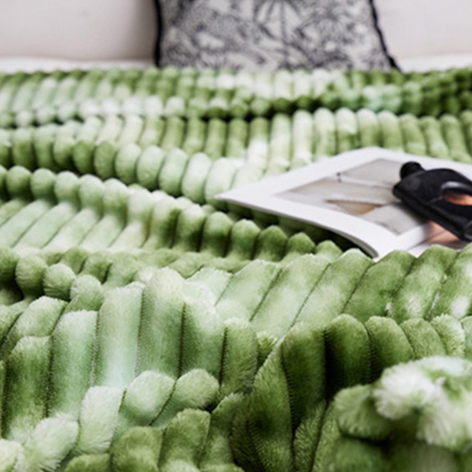 Boovnll Bunny Blanket, Super Soft & Warm Faux Fur Throw Blanket, Lightweight Microfiber Machine Washable for Indoor Bedroom, Living Room, Bed, Couch, Sofa, Camping, Blanket - (71x79")